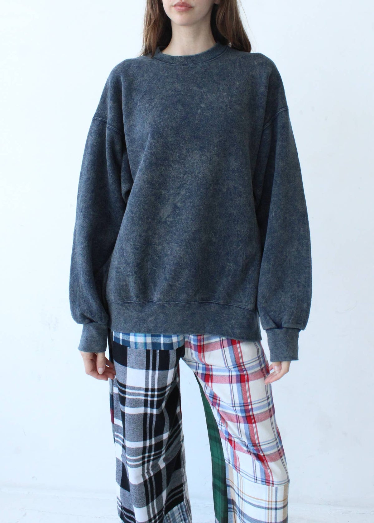 Oversized Washed Crewneck Sweatshirt